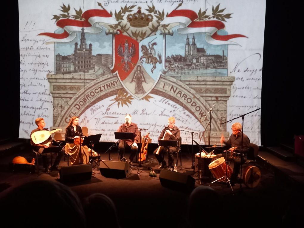 Plakat: KORONA AMOR PATRIÆ koncert autorski Jacka Kowalskiego